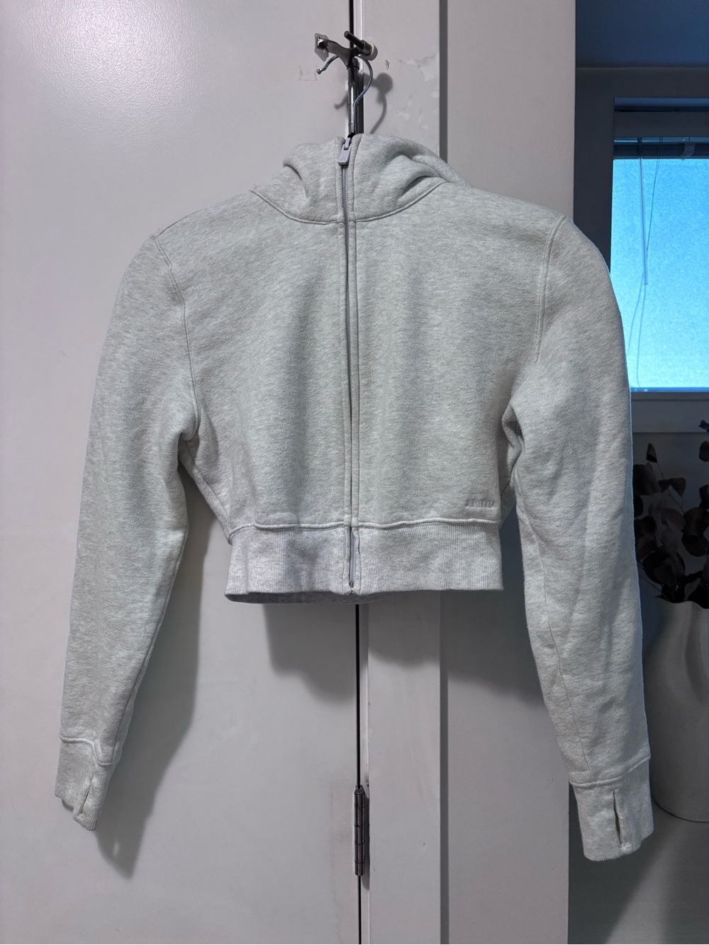 Aritzia Light Gray Cropped Zip Hoodie